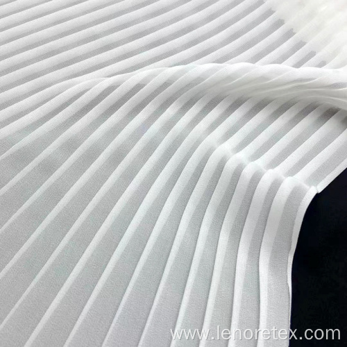 100% Polyester Woven White Chiffon Crepe Pleated Fabric